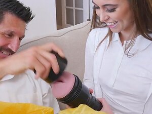 Riley Reid Has One Naughty Father’s Day Gift To Give